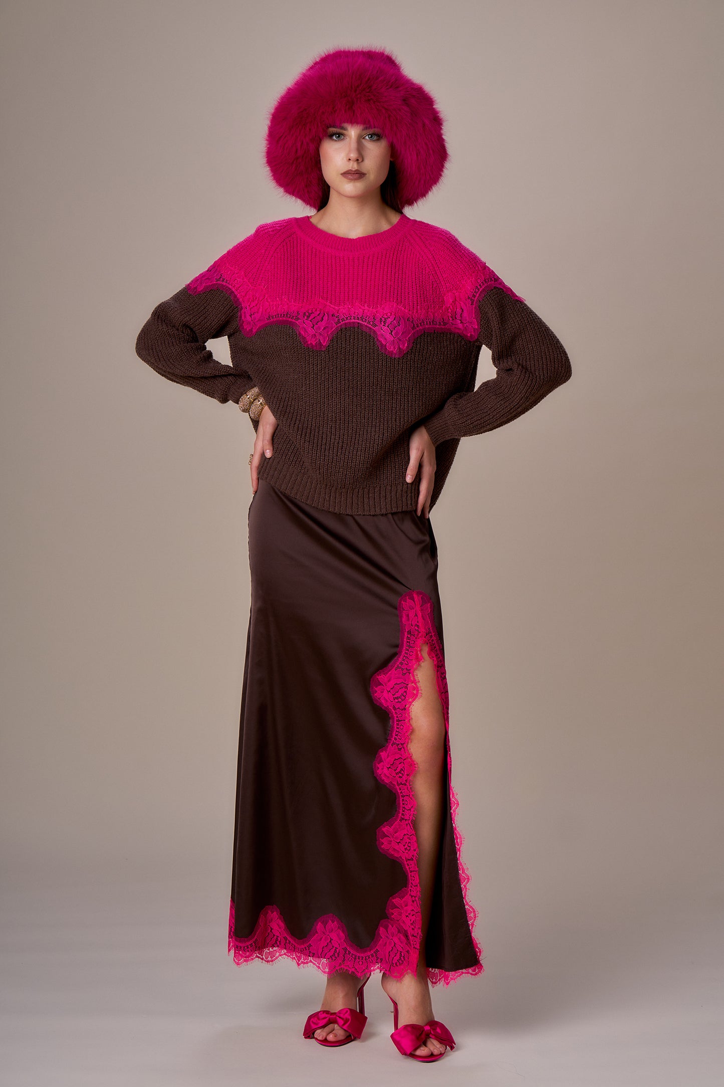 Pull bicolore avec dentelle CAMÉLIA - chocolat fuchsia
