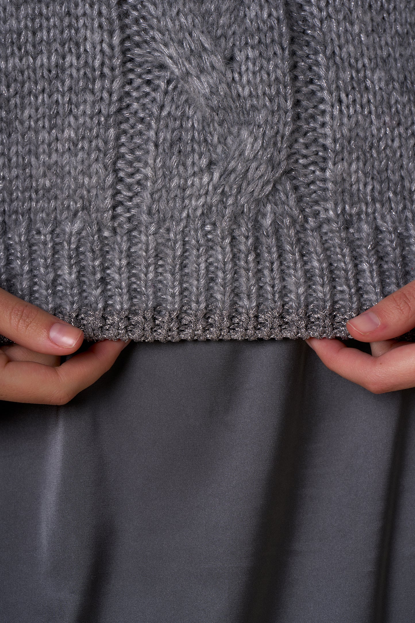 Pull col roulé épaules dénudées lurex CLARA - gris