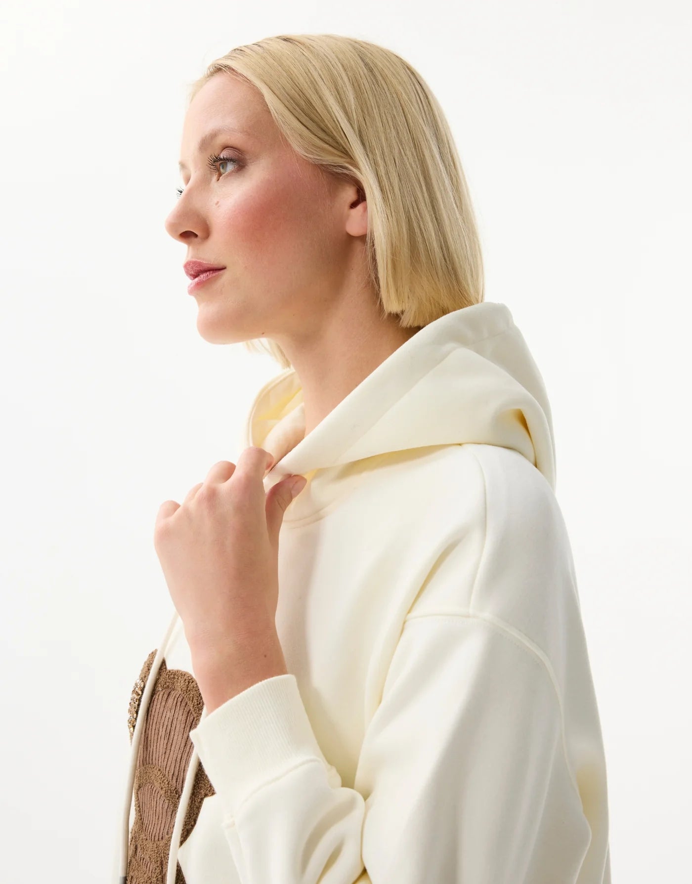 Sweet à capuche WINNIE - motif ourson