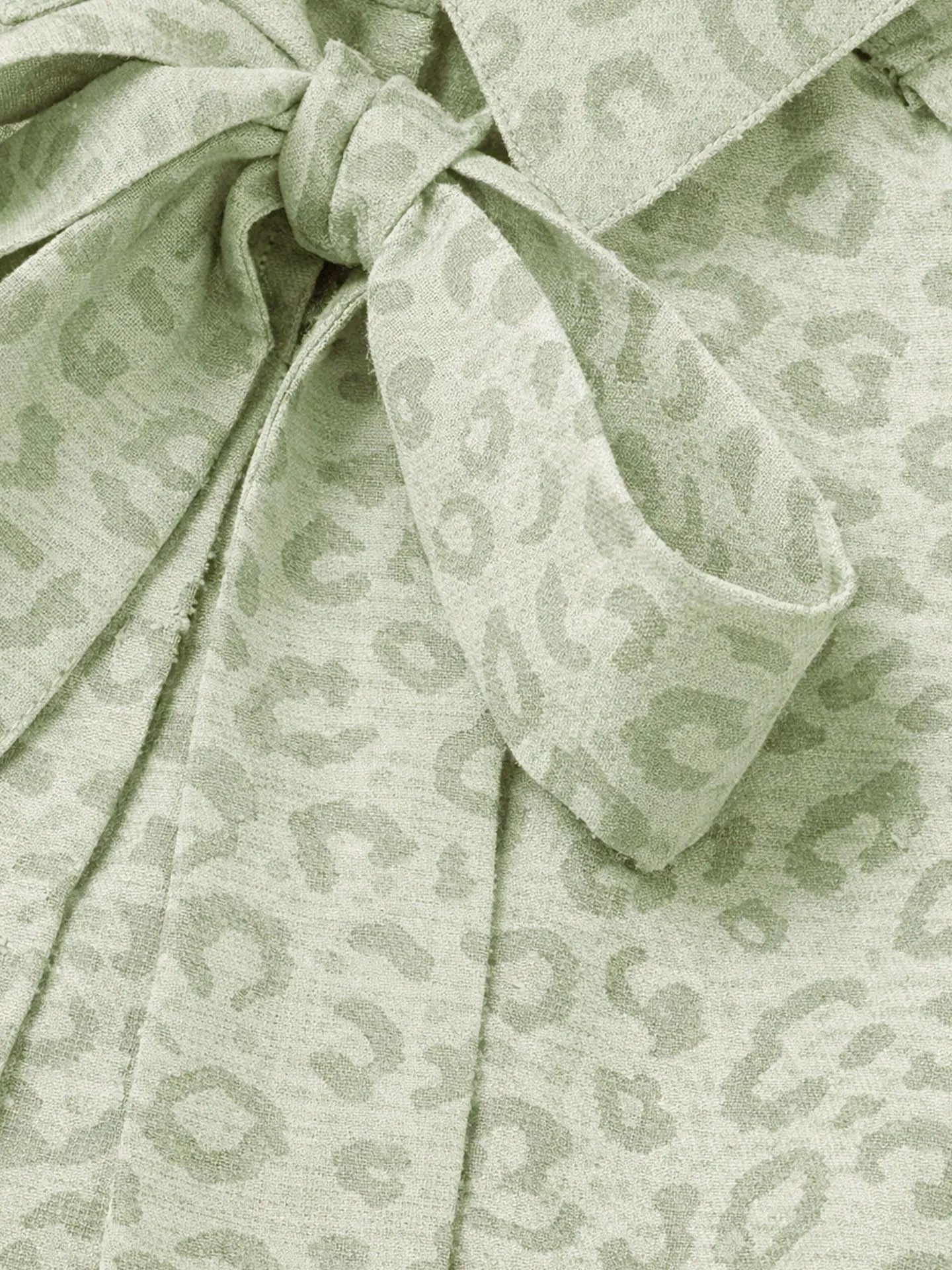 Chemisier à imprimé léopard avec détails en arc PRAGUE- Aloe vera