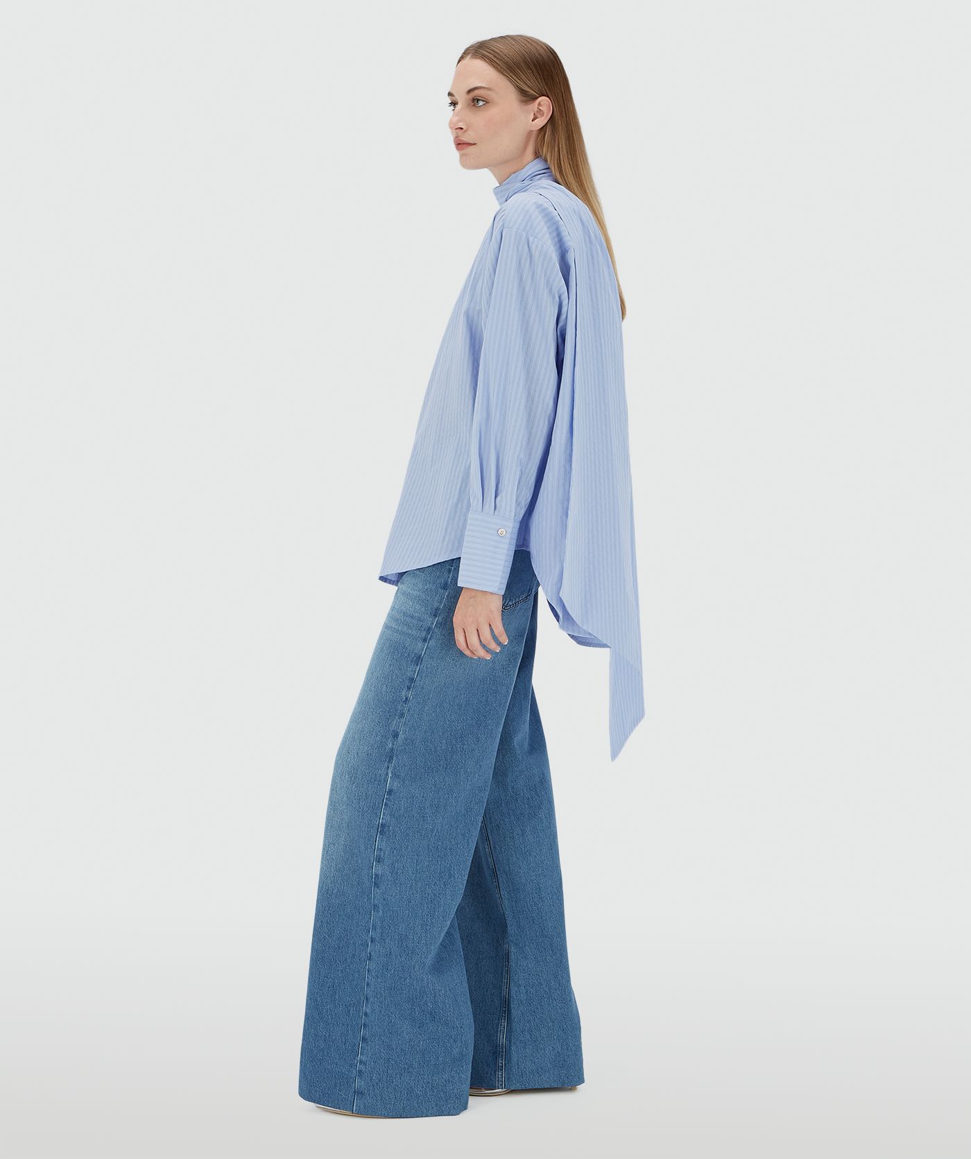 Blouse oversize avec nœud HEDY - bleu poudré écru clair