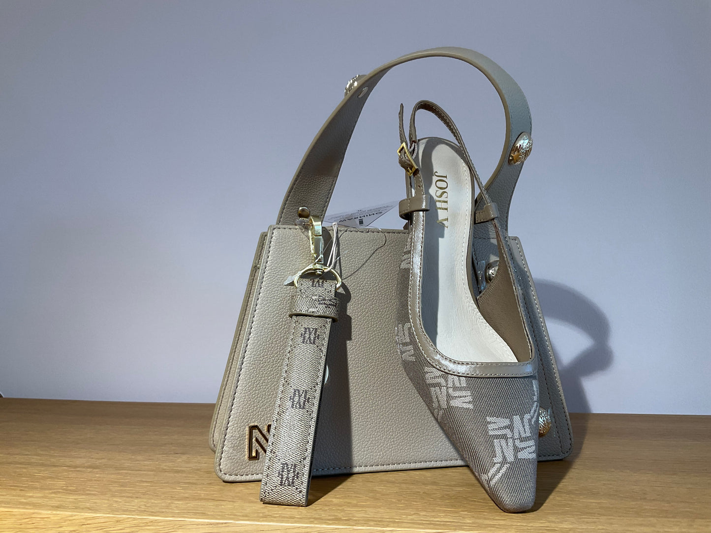 Escarpins logo JINTHE - mink