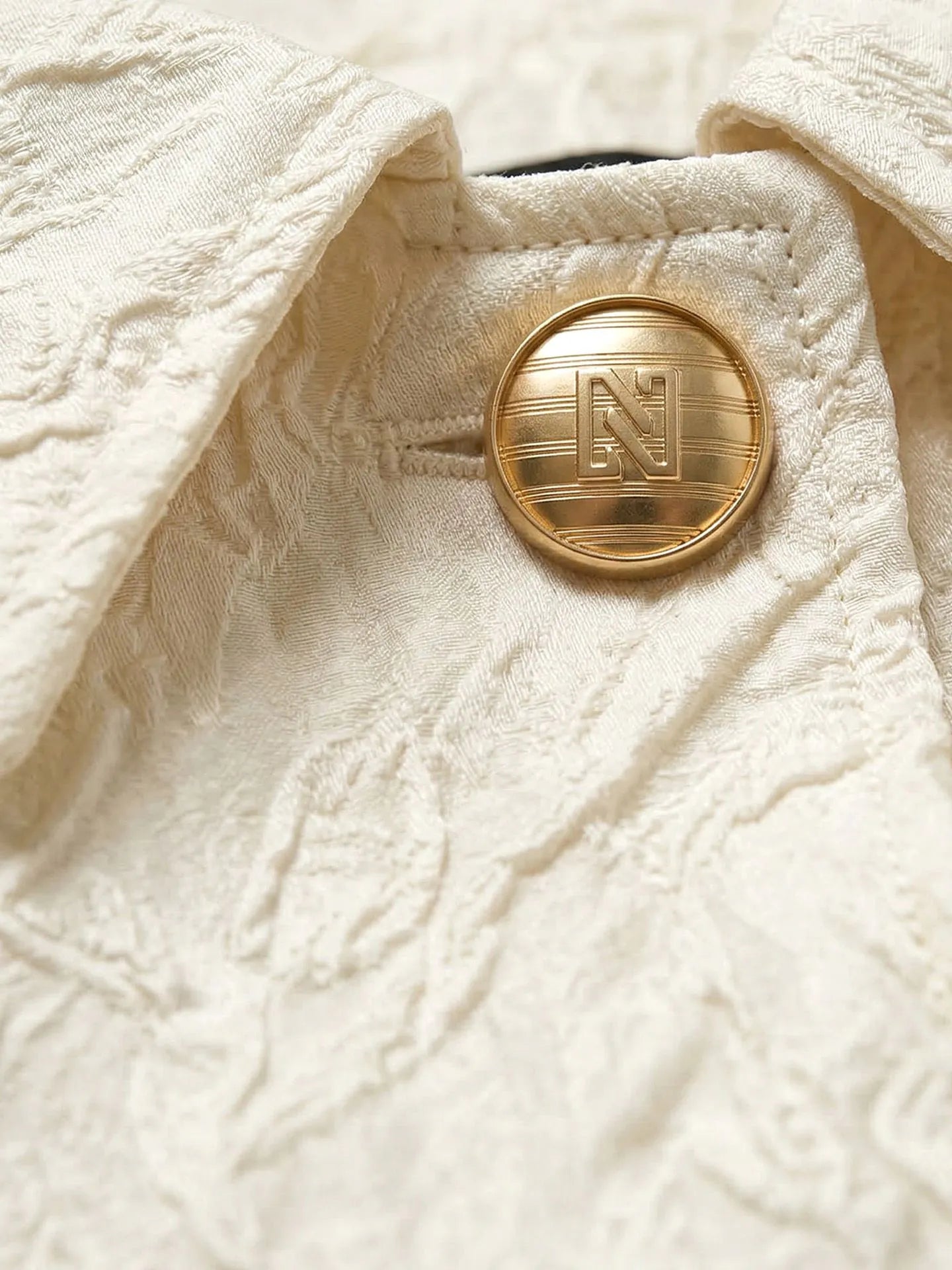 Veste avec structure en froissée PAMONA - Crème